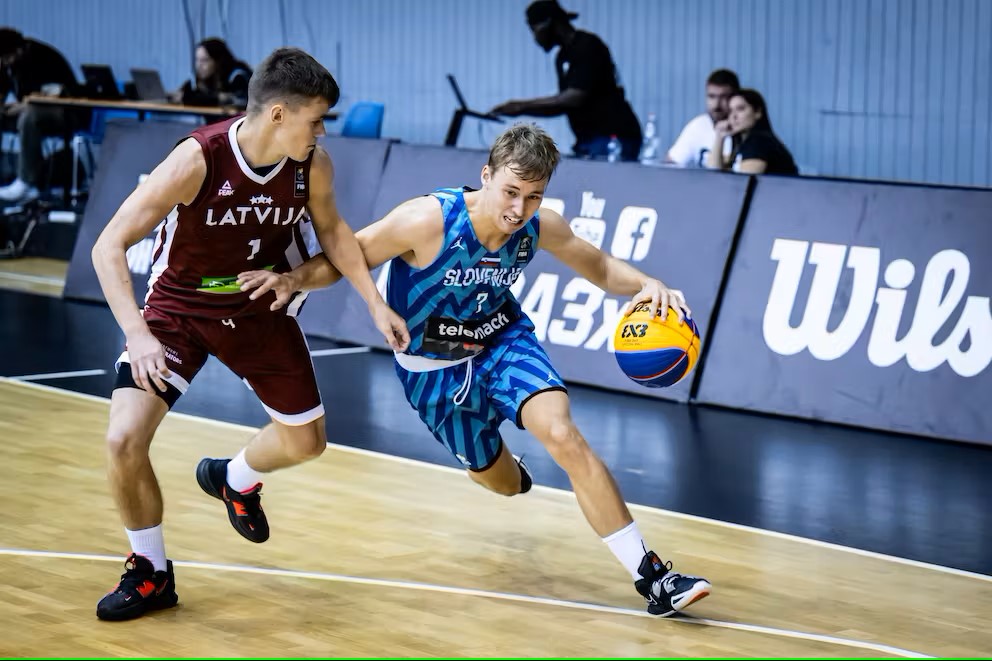 FILIP RAZDEVŠEK Z REPREZENTANCO SLOVENIJA U18 DO BRONASTE MEDALJE